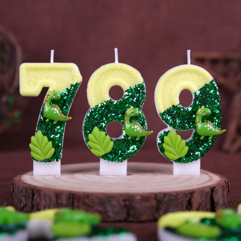 Novas Velas de Aniversário com - Holiday Candle Set avaliação e preço
